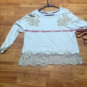 Buckle brand white blouse with lace